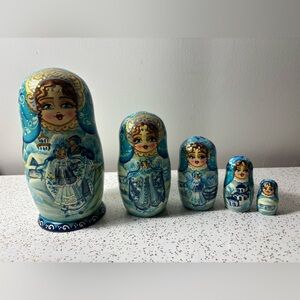 Russian Matroyschka nesting dolls
